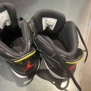 Boys 11.5 C Jordan’s